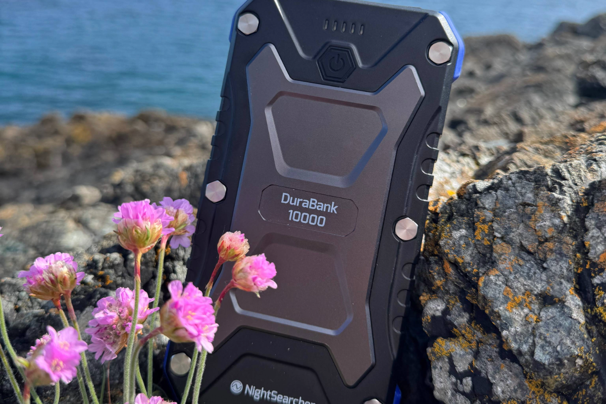 DuraBank 10000 | Rugged Wireless Charging Power Bank